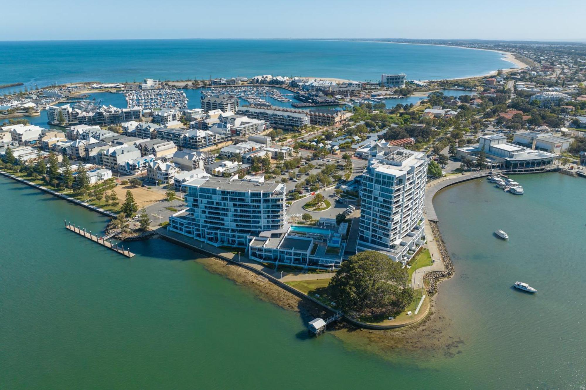 Bridgepoint 1303 Apartment Mandurah Exterior photo